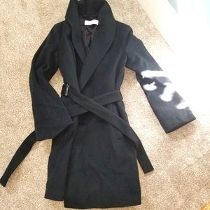 Tahara dark green wrap coat